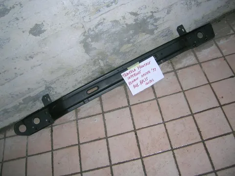 Traversa Anteriore Inferiore Renault Master 1999-2003