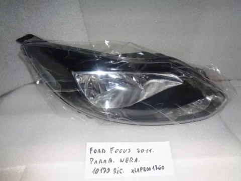 Proiettore Destro Ford Focus Del 2011 Con Parabola Nera