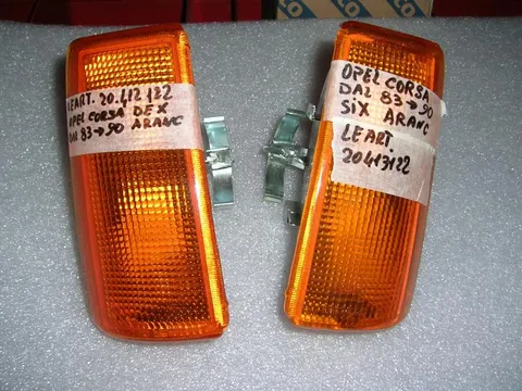 Fanalini Anteriori Destro+Sinistro Opel Corsa A 1983-1990