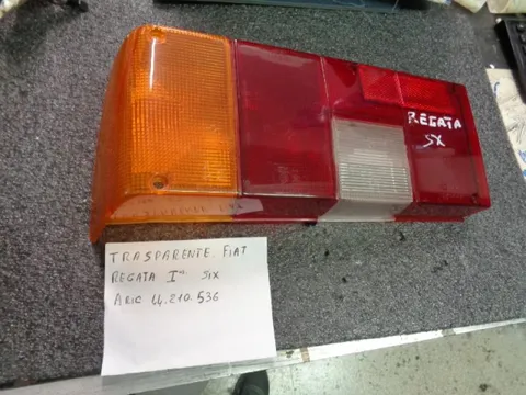 Plastica Fanalino Posteriore Sinistro Fiat Regata 1 Serie 1983-1986