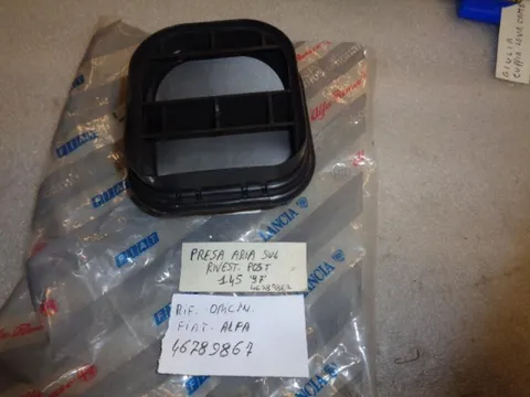 Presa Aria Rivestimento Posteriore Alfa Tonale,Giulia Stelvio,Fiat Tipo 2015, Ducato 2014, Doblò 2015,