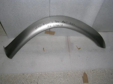 Parafanghino Anteriore Destro Mitsubishi L200 1996-2007