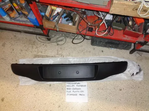 Modanatura Paraurti Posteriore Nera Goffrata Fiat Punto Evo