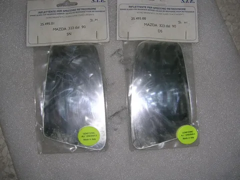 Vetrino Specchietto Dx e Sx Mazda 323 '90