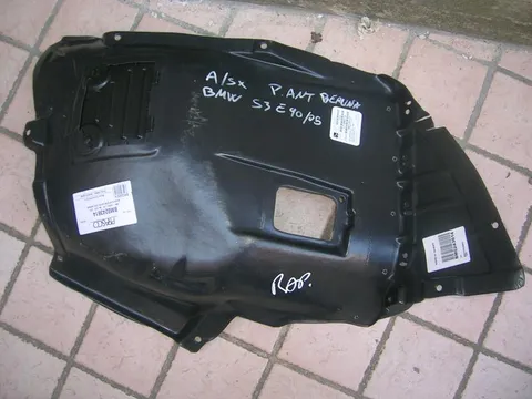 Parasassi Anteriore Sinistro Parte Anteriore BMW Serie 3 E90'05