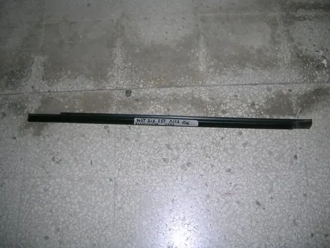 Raschiavetro Posteriore Esterno Sinistro Alfa Romeo 156 (usato)