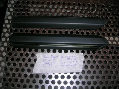 Modanatura Parafango Destro + Sinistro BMW 320