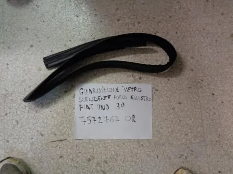 Guarnizione Vetro Scendente Porta Sinistra Fiat Uno Mk2 3 Porte