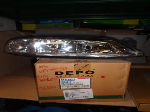 Proiettore Destro Opel Vectra Dal 1999 Al 2002