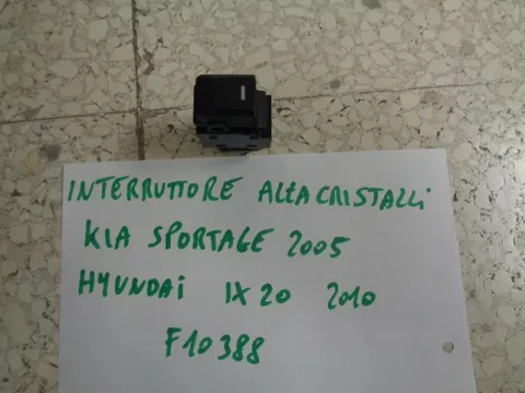 Interruttore Alza Cristalli  Kia Sportage Dal 2005 / Hyundai ix20 Dal 2010