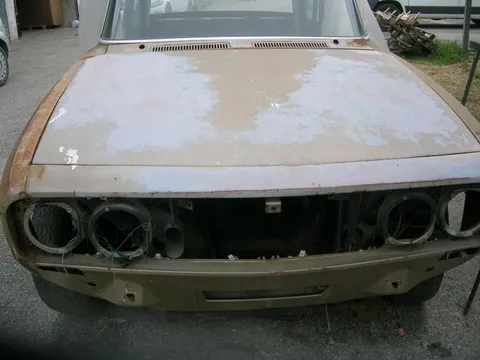Cofano E Calandra Alfa Romeo 2000