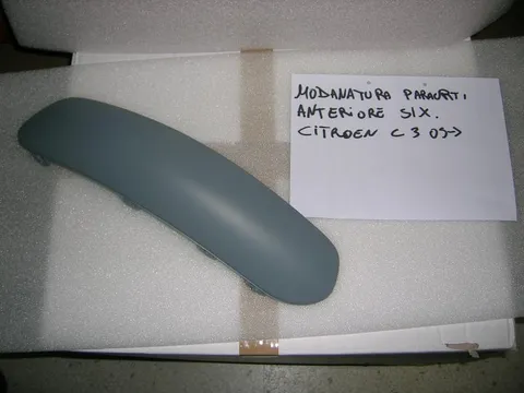 Modanatura Paraurti Anteriore Sinistra Da Verniciare Citroen C3 Dal 2005