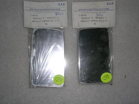 Vetrino Specchio Retrovisore Dx e Sx Renault 9/11/Espace