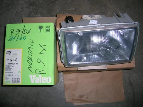 Proiettore Dx Renault 9 Regolazione Manuale
