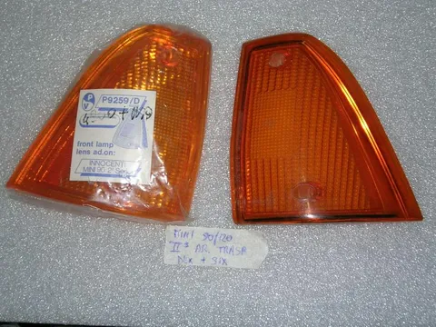 Plastica Fanalino Anteriore Destro e Sinistro Innocenti Mini 90/120