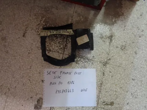 Sede Faro Posteriore Sinistra Audi 80 1986