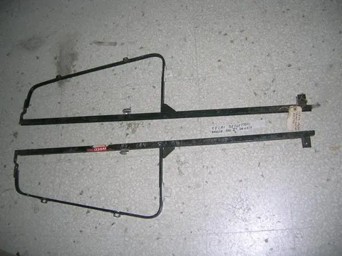 Telaio Deflettore Destro E Sinistro Iveco 190