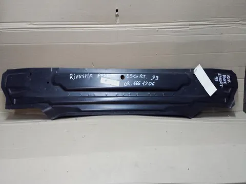 Rivestimento Posteriore Ford Escort 1993-1995