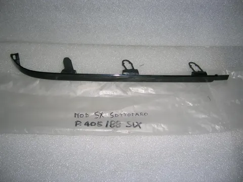 Modanatura Sottofaro Sinistra Peugeot 405