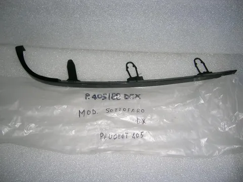 Modanatura Sottofaro Destro Peugeot 405 1987-1995