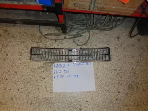 Griglia Cofano Anteriore Fiat 132