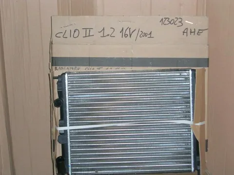 Radiatore Renault Clio '01