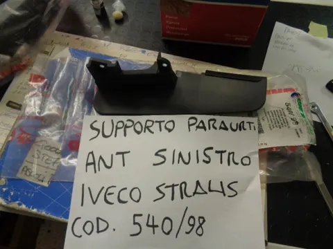 Supporto Paraurti Anteriore Sinistro Iveco Stralis