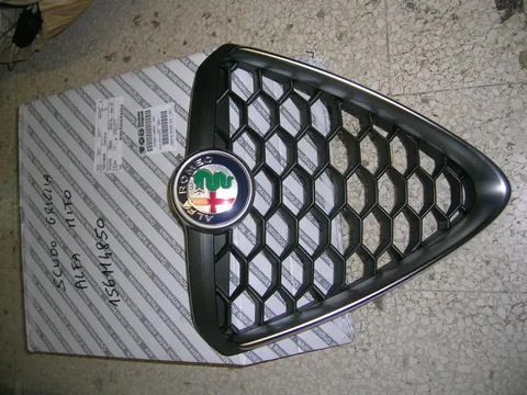 Scudo Griglia Alfa Romeo  Mito