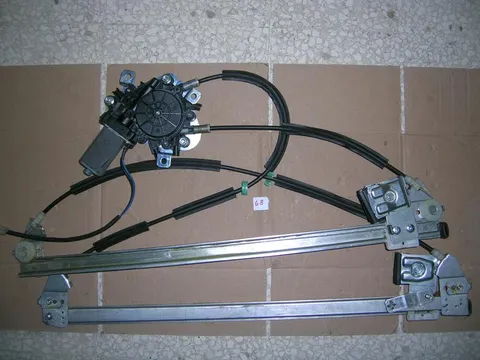 Alzavetro Anteriore Sinistro Con Funzione Comfort Mercedes Vito 2004