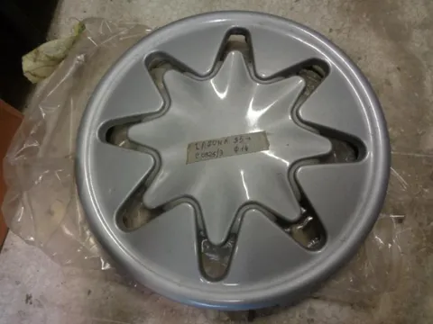 Coppa Ruota Renault Laguna 1995>