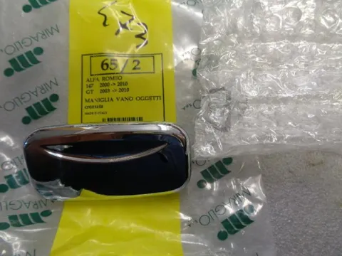 Maniglia Vano Porta Oggetti Alfa Romeo 147-Gt