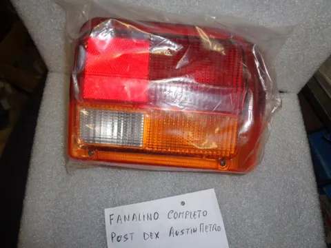 Fanale Posteriore Destro Austin Metro