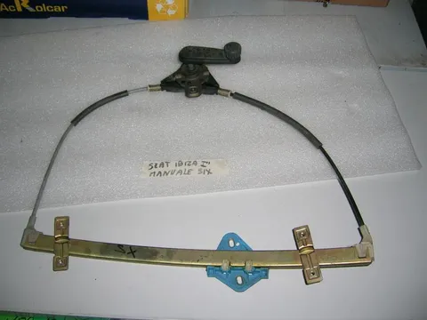 Alzavetro Anteriore Manuale  Sinistro Seat Ibiza 84-93