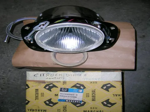Proiettore Citroen Dyane 6