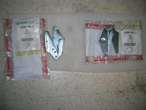 Cerniera Cofano Anteriore Destra E Sinistra Iveco Daily 2000-2006