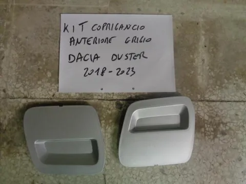 Kit Coprigancio Anteriore Grigio Dacia Duster 2018-2023