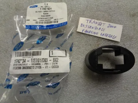 Distanziale Fanalino Laterale Ford Transit 2000