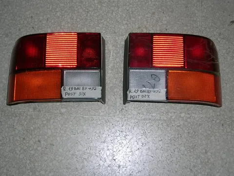 Fanalino Posteriore Destro E Sinistro Renault R 19 1989-1992