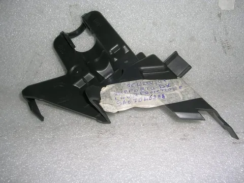 Supporto Destro Lavaproiettore Fiat Scudo 07'