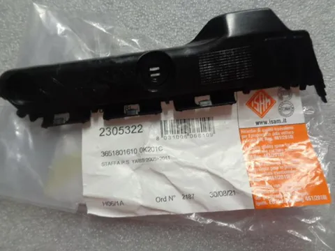 Staffa Paraurti Yaris 2005-2011