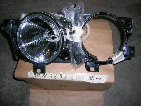 Proiettore Dx Bmw S.5 E34