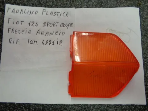 Plastica Fanalino Freccia Arancione Fiat 124 Sport Coupè