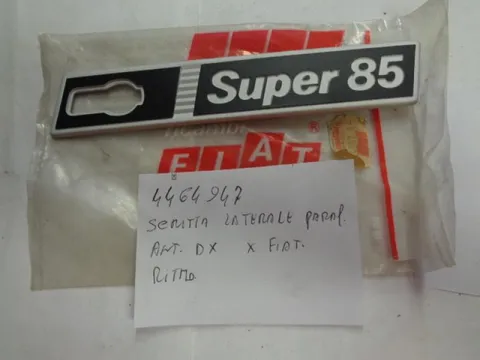 Scritta Laterale Parafango Anteriore Destro "Super 85 " Per Fiat Ritmo