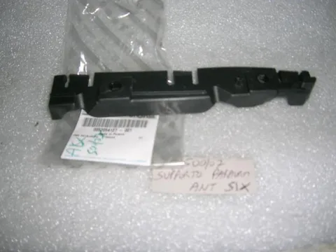 Supporto Paraurti Anteriore SInistro Fiat 500 07'