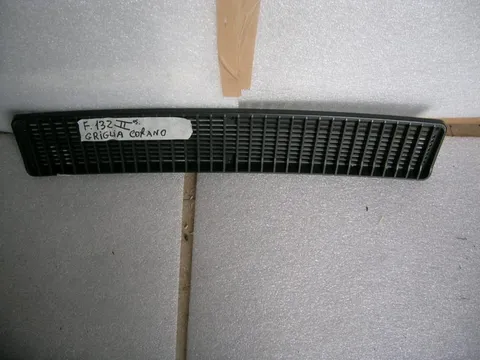 Griglia Cofano  Anteriore  Fiat 132     IIserie