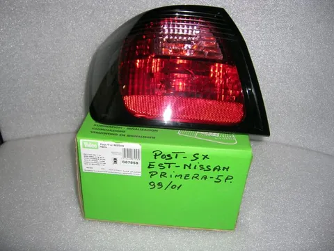 Fanalino Post. Sx Nissan Primera '99-01