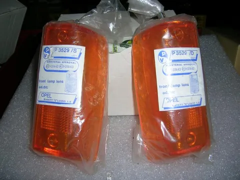 Plastica Fanalino Anteriore Destro e Sinistro Arancione Opel Kadett C
