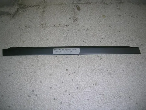 Raschiavetro Posteriore  Esterno Destro  Alfa 75