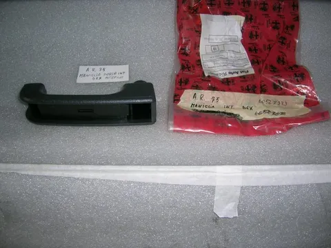 Maniglia Porta Interna Destra Alfa Romeo 75
