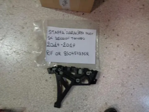 Staffa Paraurti Posteriore Sinistra Renault Twingo 2014-2019